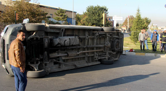 Kayseri&#039;de feci kaza: 11 yaralı