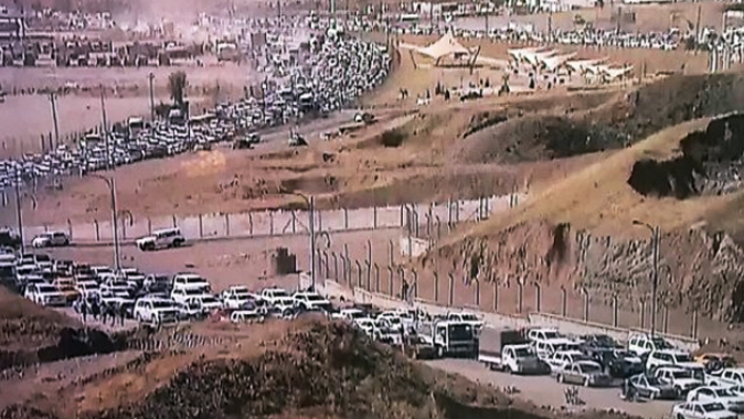Kerkük&#039;ten büyük kaçış! Binlerce kişi Süleymaniye ve Erbil&#039;e gidiyor
