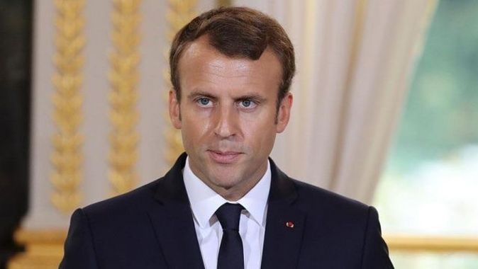 Macron&#039;a &#039;Esad&#039;ın şeref nişanını geri al&#039; çağrısı