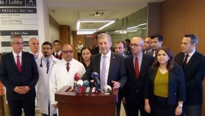 Sağlık Bakanı, Naim Süleymanoğlu’nu ziyaret etti