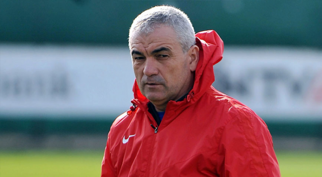 Trabzonspor&#039;un yeni teknik direktörü belli oldu!