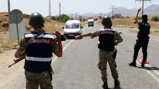 Tunceli&#039;de PKK&#039;lı terörist yol kontrolünde yakalandı