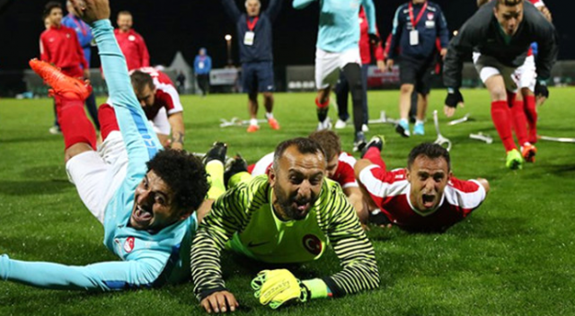 Türkiye - İngiltere maçı biletleri ücretsiz