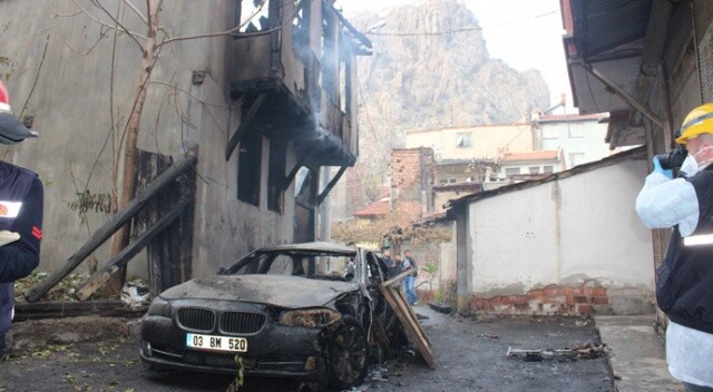 Afyonkarahisar&#039;da yangın: 1 ölü, 1 yaralı