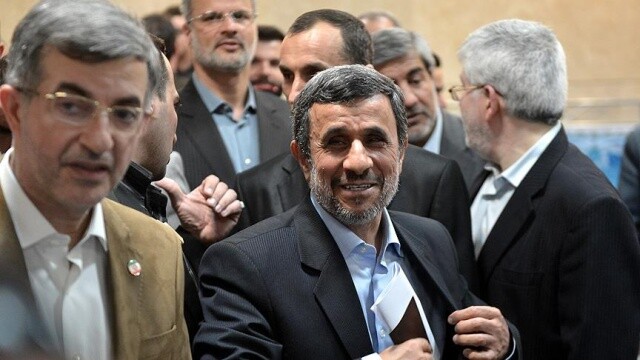 Ahmedinejad&#039;ın en yakın arkadaşına &#039;rejim karşıtlığı&#039; suçlaması