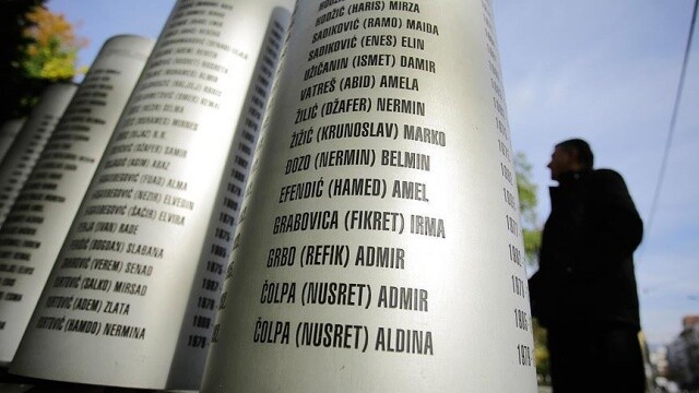 Çocukları katledilen Saraybosnalı aileler &#039;adalet&#039; bekliyor