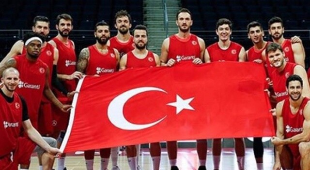 Fenerbahçeli yıldızlar Millî Takım&#039;a gitmeyecek!