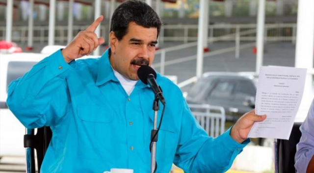 Fitch ve S&amp;P not düşürdü, Venezuela temerrüde düşebilir