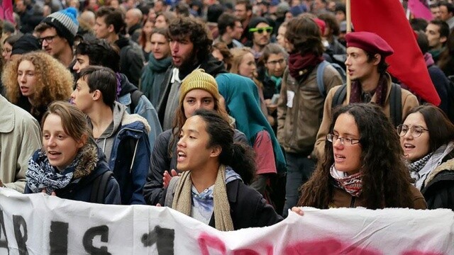 Fransa&#039;da Çalışma Yasası Reformu protesto edildi