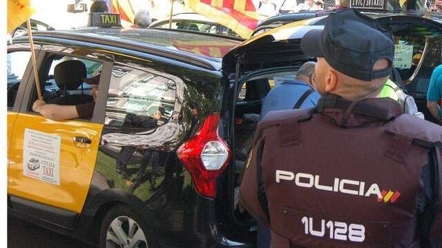İspanya&#039;da taksiciler grevde