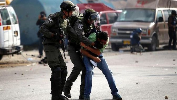 İsrail askerleri, 18 Filistinliyi gözaltına aldı