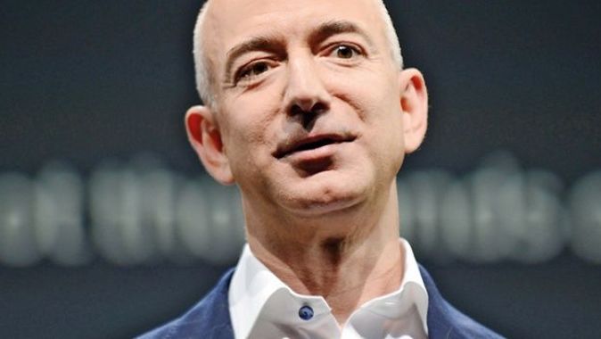 Jeff Bezos &#039;en zengin&#039; oldu