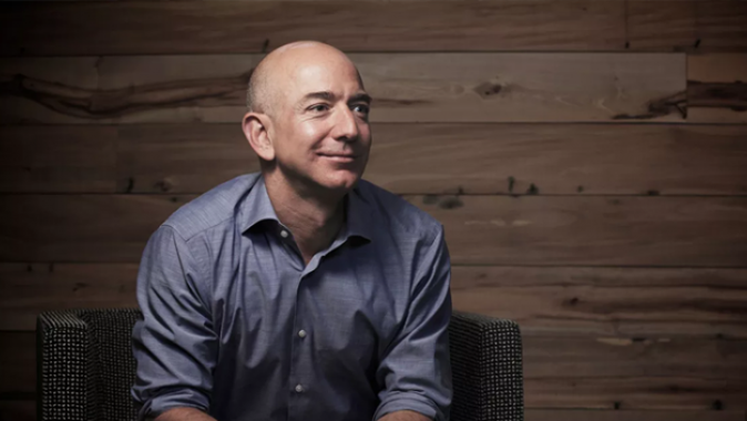 Jeff Bezos&#039;un serveti 100 milyar doların üzerine çıktı