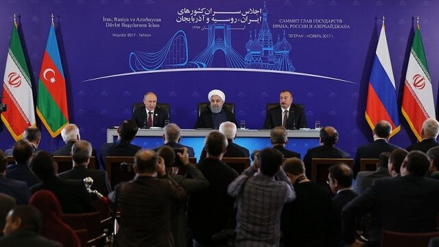 Putin, Aliyev ve Ruhani, Tahran&#039;da bir araya geldi