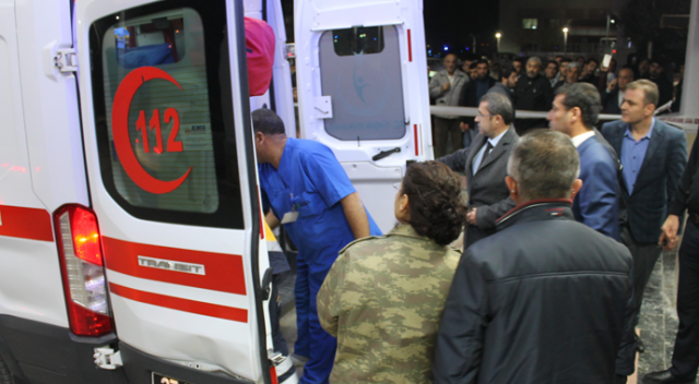 Tunceli’de el bombası patladı! 2 askerimiz yaralı
