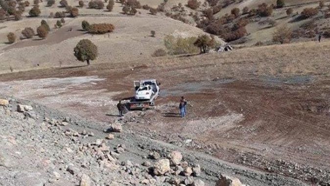 Tunceli&#039;deki kazada uzman çavuş öldü, eşi ve çocukları yaralandı
