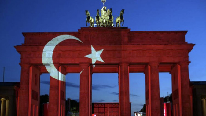 Türkiye&#039;den Almanya&#039;ya iltica başvuruları artıyor