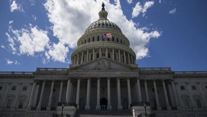 ABD Senatosu vergi tasarısını onayladı