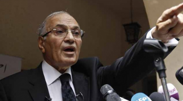 BAE&#039;nin, Mısır eski Başbakanı Şefik&#039;i gözaltına aldığı iddia edildi