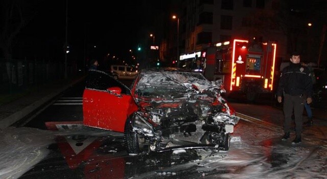 Bayrampaşa&#039;da kaza: 2 yaralı