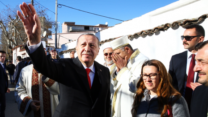 Cumhurbaşkanı Erdoğan Gümülcine&#039;de