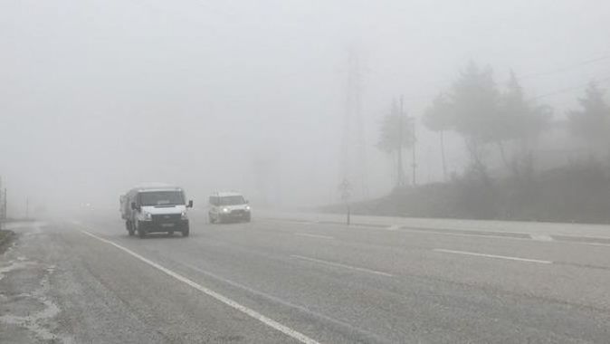 Denizli&#039;de yoğun sis ulaşımı da etkiledi