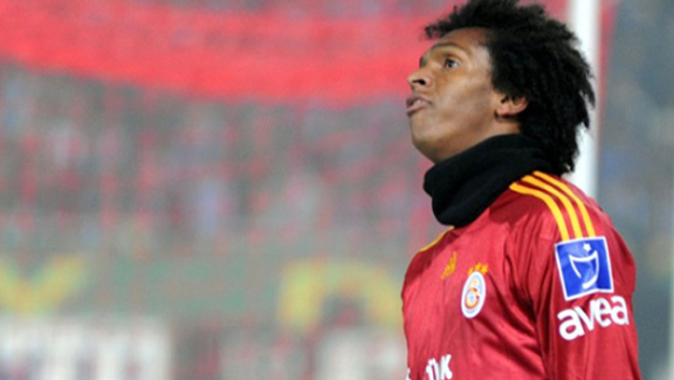 Galatasaray&#039;ın eski yıldızı Jo, 12 milyon Euroya transfer oldu