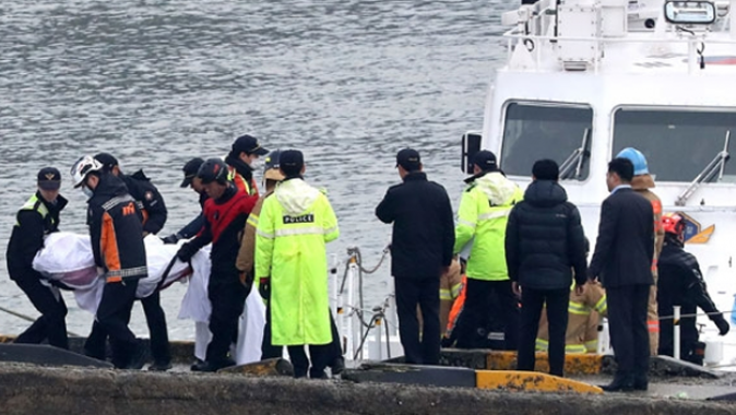 Güney Kore&#039;de gemi ile tekne çarpıştı: 13 ölü