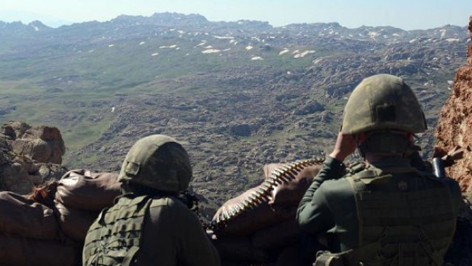 Hakkari ve Şırnak&#039;ta 5 PKK&#039;lı teslim oldu