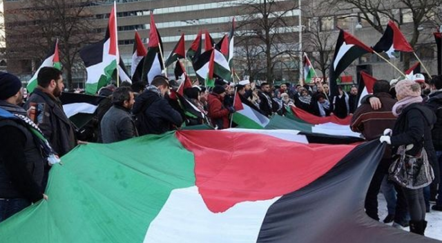Hollanda&#039;nın Lahey kentinde ABD&#039;nin Kudüs kararı protesto edildi