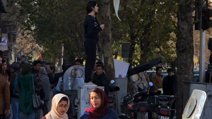 İran&#039;da protestolar ve iç karışıklık hesapları