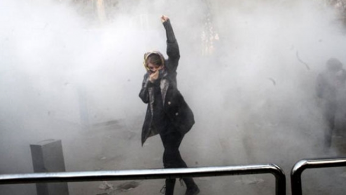 İran karıştı! Sosyal medyaya yasak geldi