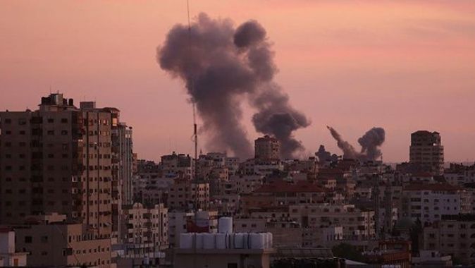 İsrail&#039;den Gazze&#039;ye hava saldırısı, 2 kişi şehit oldu