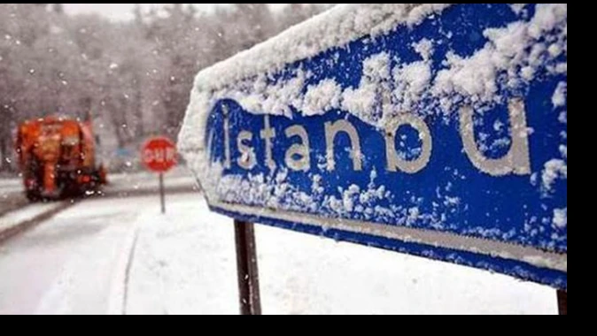 İstanbul&#039;a ilk kar düştü!