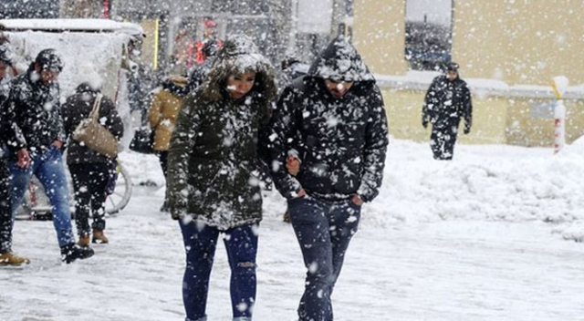 İstanbul&#039;a kar geliyor | İstanbul&#039;a Kar Ne Zaman Yağacak? ( 21 Aralık Hava Durumu)