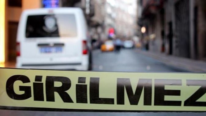 İstanbul&#039;da bir genç av tüfeği ile intihar etti