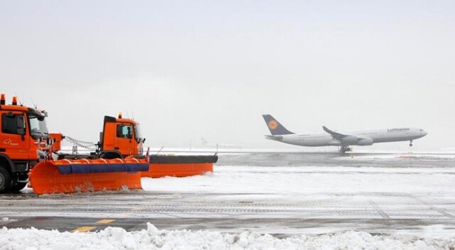 Kar yağışı 170 uçak seferini iptal ettirdi