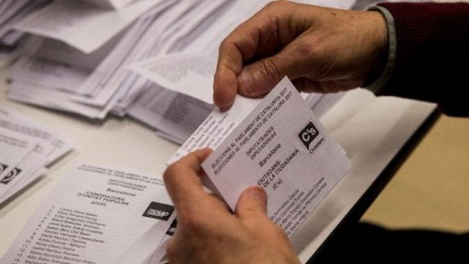 Katalonya’da oylar sayılıyor