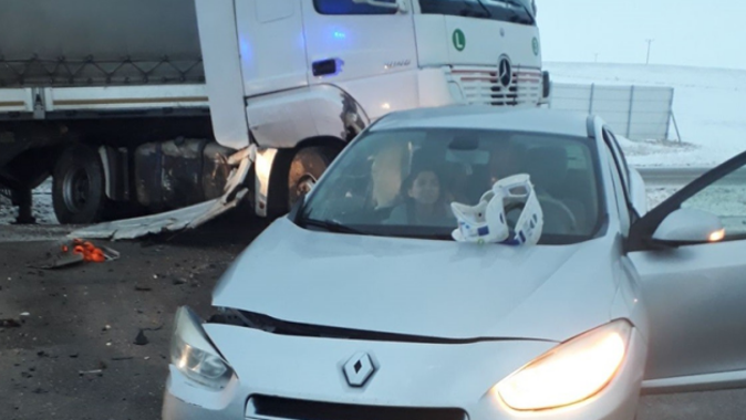 ​Ankara-Kayseri karayolunda kaza: 1 ölü, 4 yaralı