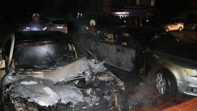 Adana&#039;da çiçekçi deposunda yangın