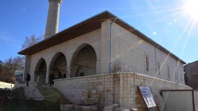 Ata yadigarı Osmanlı camisi yeniden ayağa kaldırılıyor