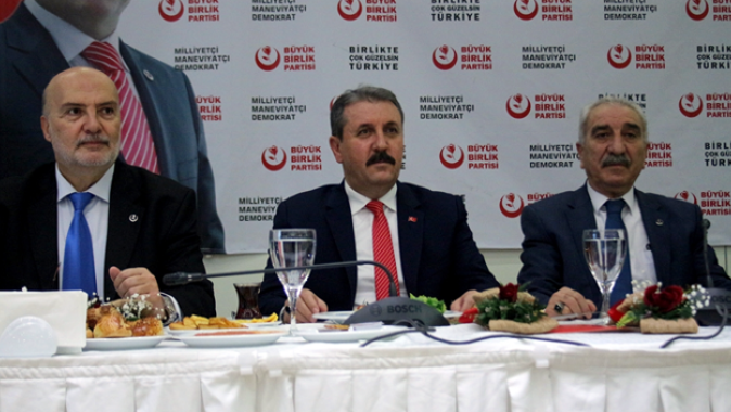 BBP lideri Destici: AK Part-MHP birlikteliğinin yanındayız