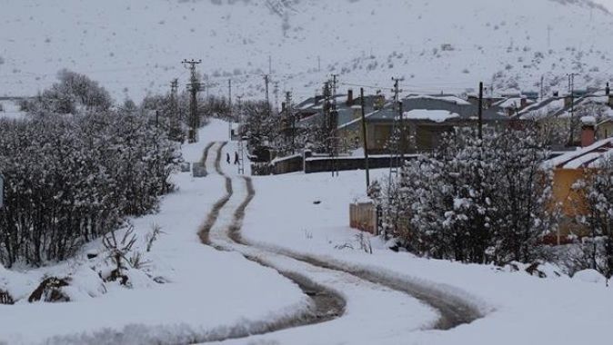 Bingöl’de 70 köy yolu kar sebebi ile ulaşıma kapandı