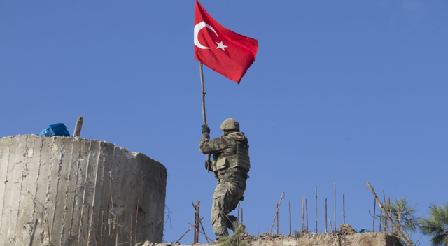 Burseya Dağı’na Türk bayrağı