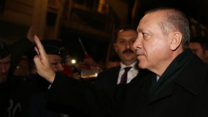 Erdoğan, Fransa&#039;dan ayrıldı
