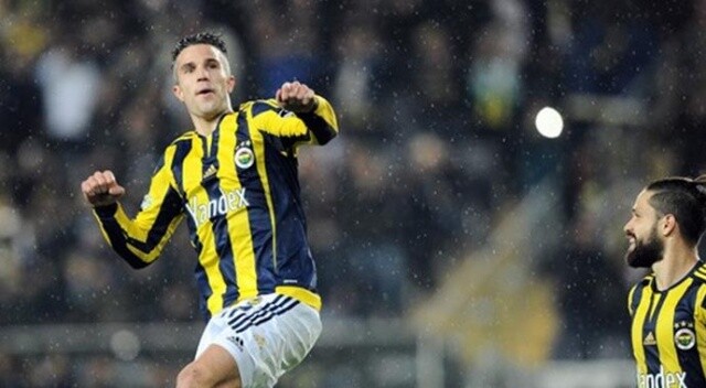 Fenerbahçe&#039;den 2,5 milyon euro isteyen RvP, 1,5 milyon euroya razı oldu