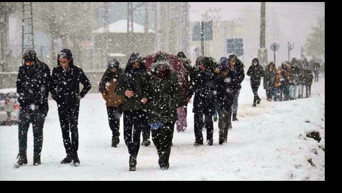İstanbul için son dakika kar yağışı açıklaması | Meteoroloji tahmini değişti (İstanbul hava durumu)