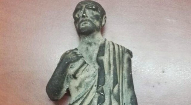 Karaman&#039;da Roma dönemine ait heykel ele geçirildi