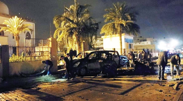 Libya&#039;da çifte bombalı saldırı!