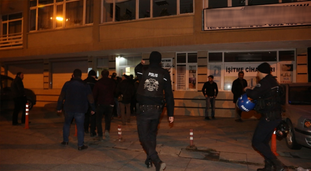 Polisi gören HDP’liler kaçtı